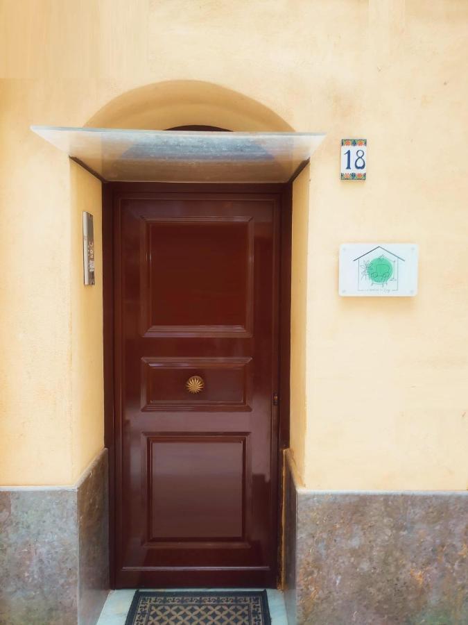 La Dimora Di Lexy Villa Palermo Luaran gambar