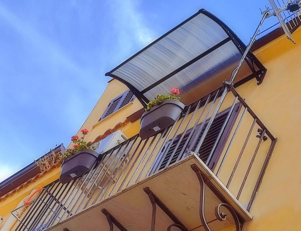 La Dimora Di Lexy Villa Palermo Luaran gambar